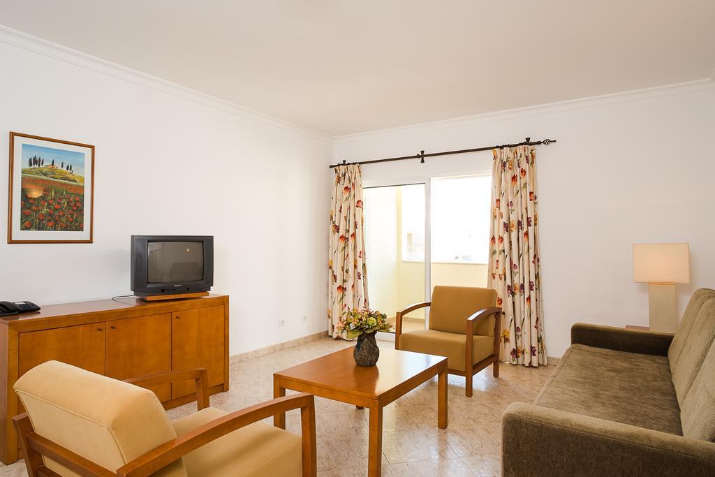 Apartamentos Benvindo By Umbral Albufeira Exterior photo